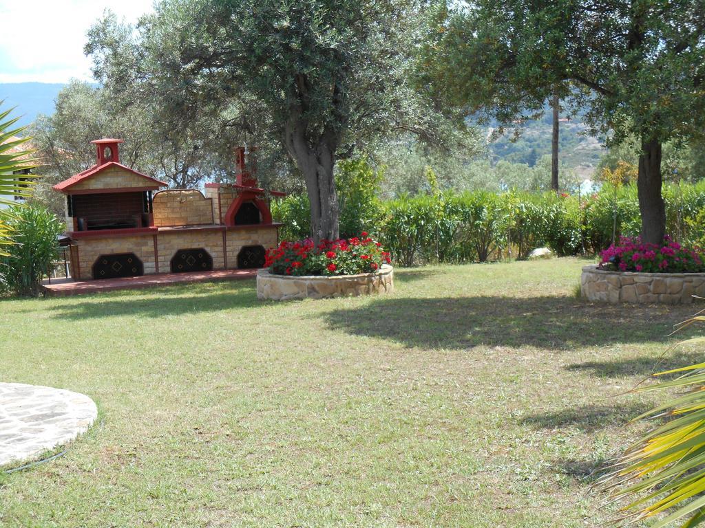 הוילה אורמוס פנגיאס Heliactida House חדר תמונה